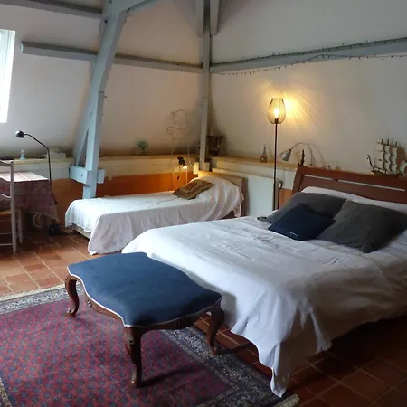 Holiday home Maison De Charme, Piscine Naturelle Dordogne Perigord